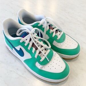 Nike Air Force 1 Sneakers